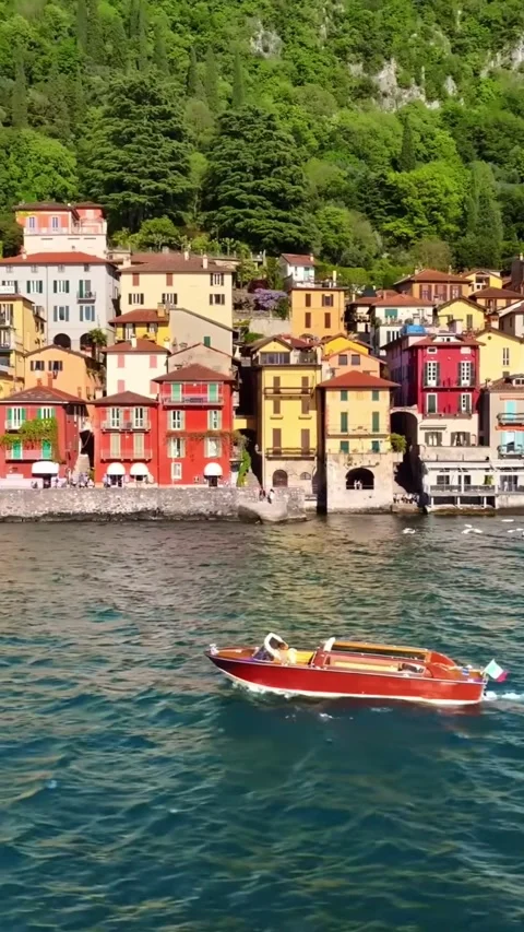 Aerial drone view of Lake Como, Italy. Vídeos de archivo 335047079