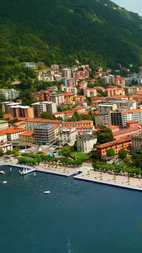 Aerial drone view of Lake Como, Italy. Vídeos de archivo 335047159