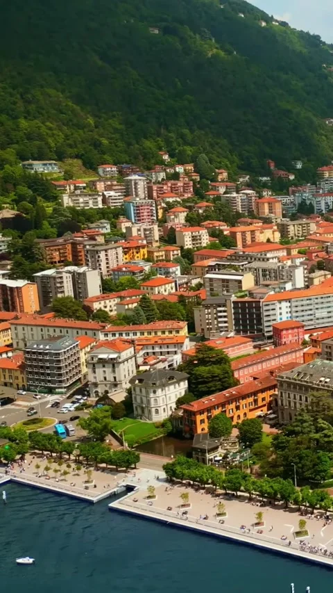 Aerial drone view of Lake Como, Italy. Vídeos de archivo 335047161