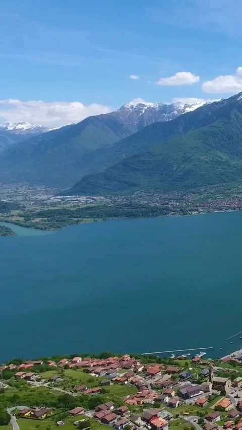 Aerial drone view of Lake Como, Italy. Vídeos de archivo 335047210