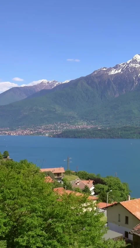 Aerial drone view of Lake Como, Italy. Vídeos de archivo 335047212