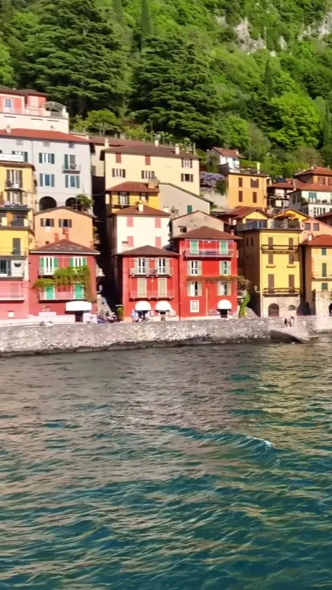 Aerial drone view of Lake Como, Italy. Vídeos de archivo 335047404