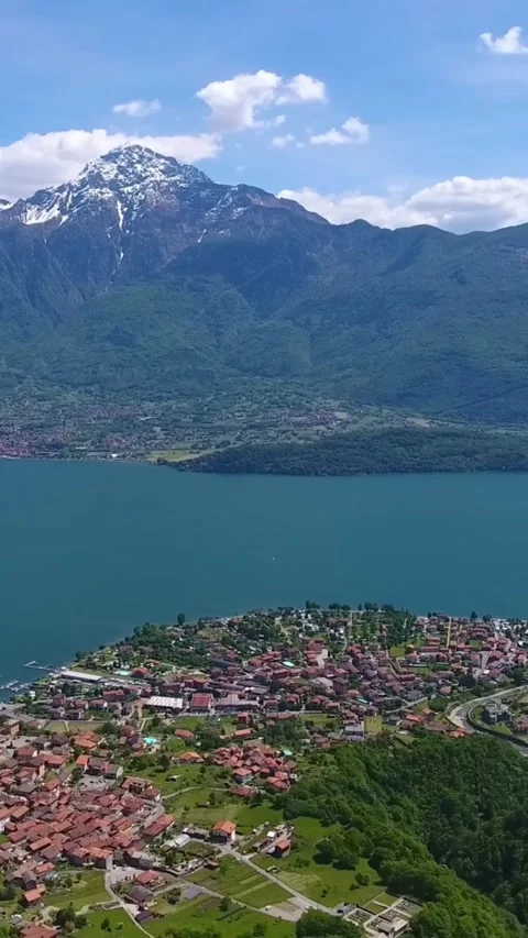 Aerial drone view of Lake Como, Italy. Vídeos de archivo 335047472