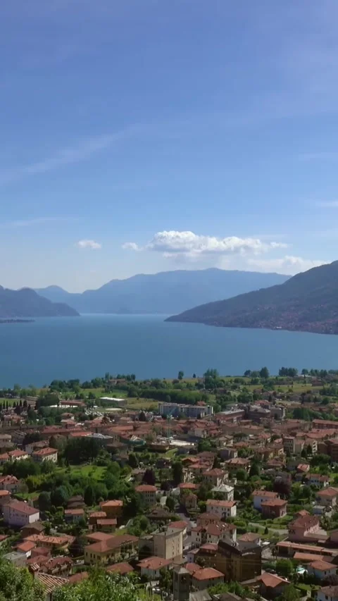 Aerial drone view of Lake Como, Italy. Vídeos de archivo 335047515