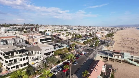 Aerial Drone View of Manhattan Beach, California Pier and Coastline Видео 340656916