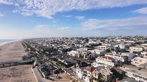 Aerial Drone View of Manhattan Beach, California Pier and Coastline Видео 340656922