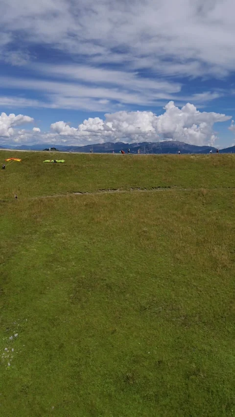 Aerial drone view of Monte Baldo mountain ridge and Lake Garda, Italy. July 2025 Vídeo Stock 316593288