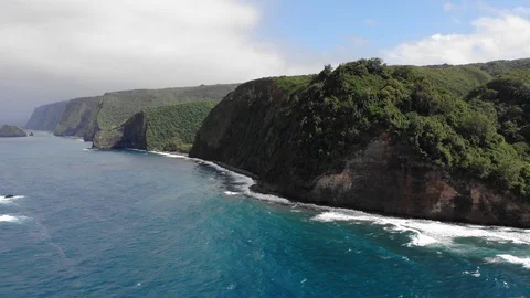 Aerial Drone View Of Ocean Cliffs in Hawaii Video stock 106190654