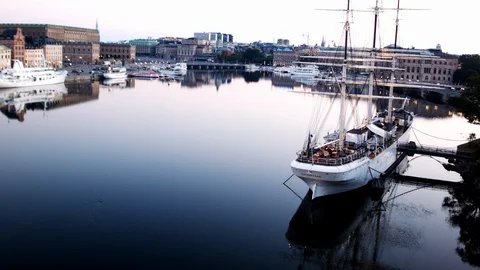 Aerial drone view over Af Chapman in Stockholm Vídeo Stock 109448512
