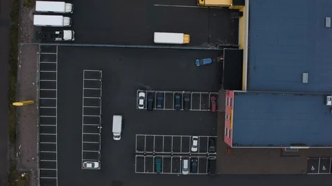 Aerial drone view over DHL terminal in Sigtuna Vidéo 109467231