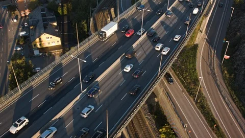Aerial drone view over E4 Essingen highway in Stockholm Vídeo Stock 109466826