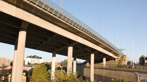 Aerial drone view over E4 Essingen highway in Stockholm Vídeo Stock 109466889