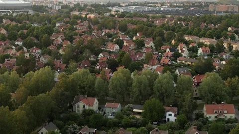 Aerial drone view over Vidéo 111354362