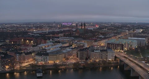 Aerial drone view over Högalid in Stockholm at night Vídeo Stock 111350888