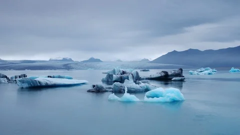 Aerial drone view over Ice bergs Vídeo Stock 109514880