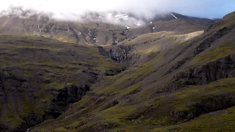 Aerial drone view over Mountain Vídeos de archivo 109507772