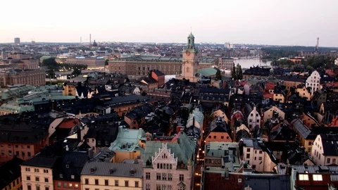 Aerial drone view over Old Town in Stockholm at night Vidéo 109451882