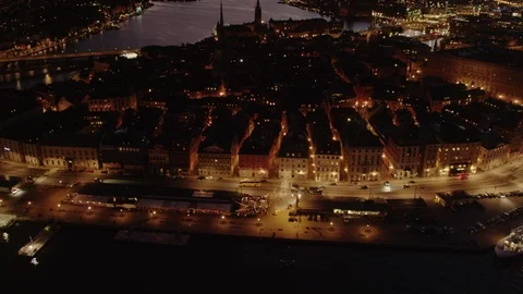 Aerial drone view over Old Town in Stockholm at night Vídeo Stock 109499078