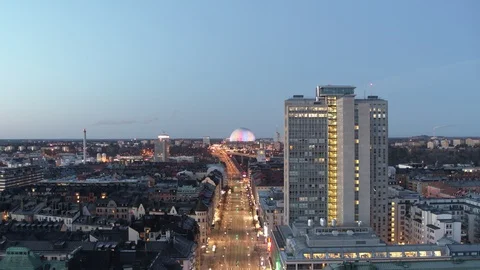 Aerial drone view over Södermalm in Stockholm at night Vidéo 111353011
