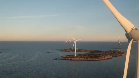 Aerial drone view over Wind turbines at sunset Vidéo 109673863
