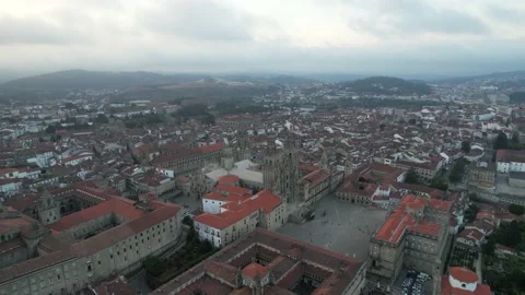 Aerial drone view of the Praza de Obraidoro in Santiago de Compostela Vídeo Stock 208887529