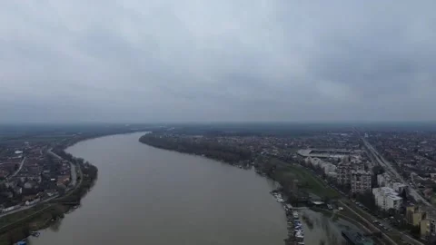 Aerial Drone View of River Through City – 14s Panorama Video stock 331996844