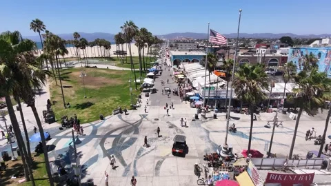 Aerial Drone View of Venice Beach Boardwalk and Skatepark, Los Angeles, CA Видео 340657174