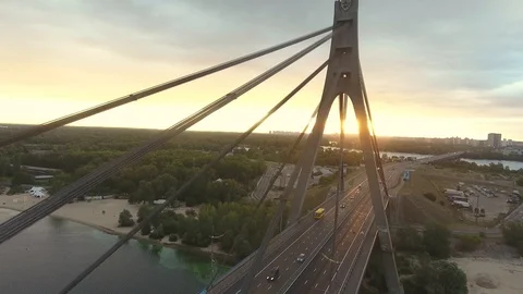 Aerial drone view View Of North or Moscow Bridge Kiev, Ukraine over Dnieper. Видео 129813972