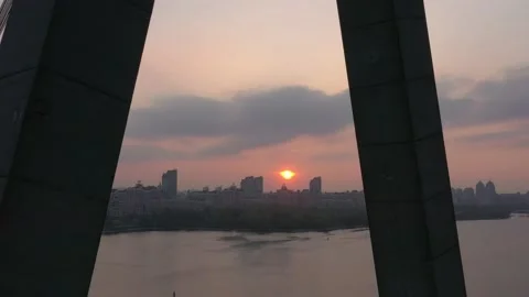Aerial drone view View Of North or Moscow Bridge Kiev. Vidéo 218812505