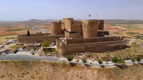 Aerial Drone Views of Castillo de Consuegra in Spain Video stock 335647660