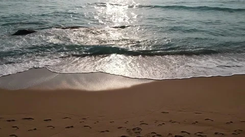 Aerial Elevating Drone Shot. Flying into the ocean coast. View of the sea waves Stock-Footage 140199536