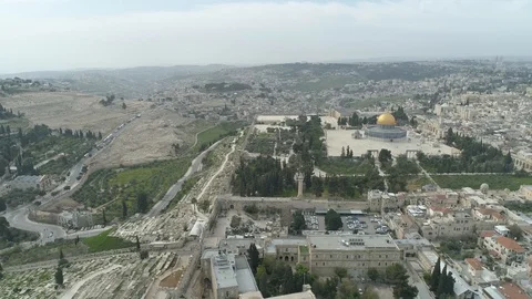 Aerial of empty Temple Mount during COVID-19 quarantine. Jerusalem. File1-08 스톡 동영상 128139759