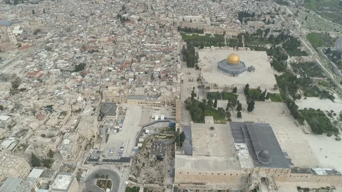 Aerial of empty Temple Mount during COVID-19 lockdown. Jerusalem. File3-03 Vidéo 128144221