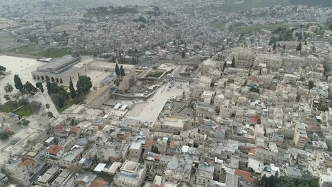 Aerial of empty Western Wall, during COVID-19 quarantine. Jerusalem. File7-10 스톡 동영상 128149039