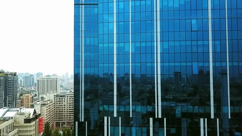 Aerial extreme close up of a skyscraper Video stock 120472086