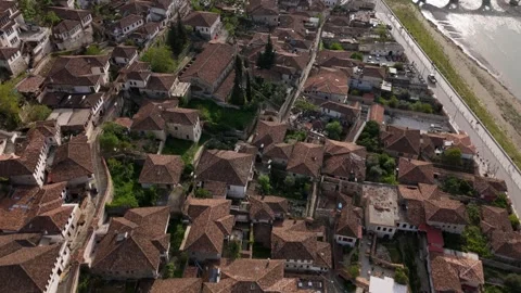Aerial Flight Over Clay Tile Roofs in Christian Quarter of Berat Vídeo Stock 335486580