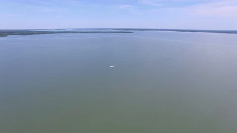 Aerial flight over Lake Ray Roberts Vidéo 89108545