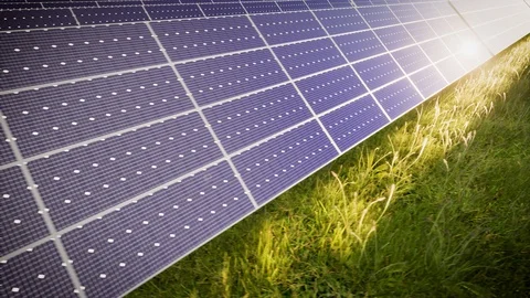 Aerial Flight Over Solar Panel Farm At Green Energy 動画素材 128993388