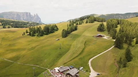 Aerial fly over panoramic Dolomites view with popular Rifugio local restaur.. Stock-Footage 332264147