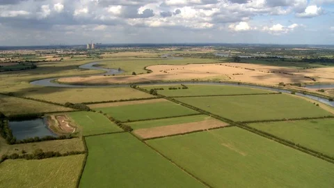 Aerial Fly-By River Trent, Towards Marnham Power Station 스톡 동영상 105911341