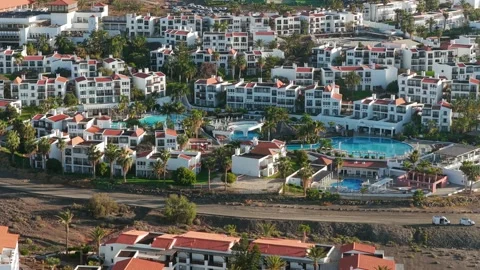 Aerial flyover above Morro Jable - Coast of Fuerteventura Canary Islands Vidéo 335509323