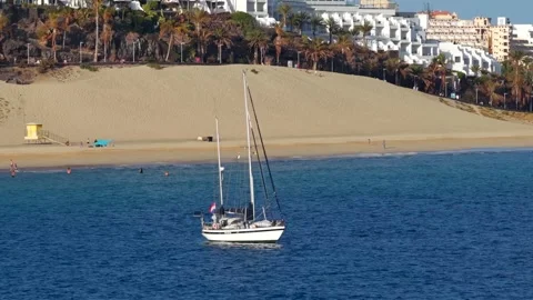 Aerial flyover above Morro Jable - Coast of Fuerteventura Canary Islands 動画素材 335509480