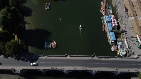 Aerial footage, camera looking down on Thames river and tilting up Stock Footage 203785582