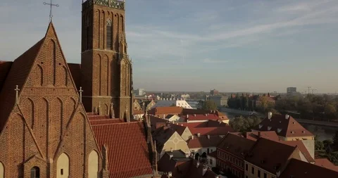 Aerial footage of Oder River in Wroclaw on a sunny morning Stock Footage 119042282