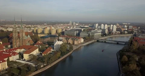 Aerial footage of Oder River in Wroclaw on a sunny morning Stock Footage 119042506