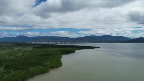 Aerial footage of Second Beach Cairns Qld Australia Vídeos de archivo 220839162