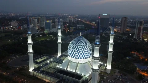 Aerial footage of Sultan Salahuddin Abdul Aziz Mosque Stock Footage 87167853