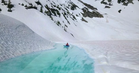 Aerial Forward of Cold Waters of Vancouver Canada Reflecting the Surrounding Vídeo Stock 113950967
