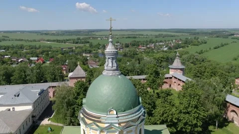 Aerial forward flight over dome and river landscape Stock Footage 333959223