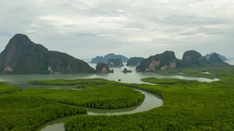 Aerial Forward Hyperlapse of Samet Nangshe viewpoint. Phang Nga Bay Thailand. Video stock 142705376